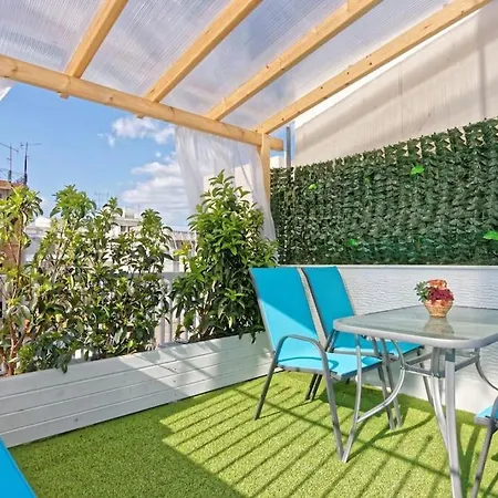 Cozy Close To Acropolis Apartment *